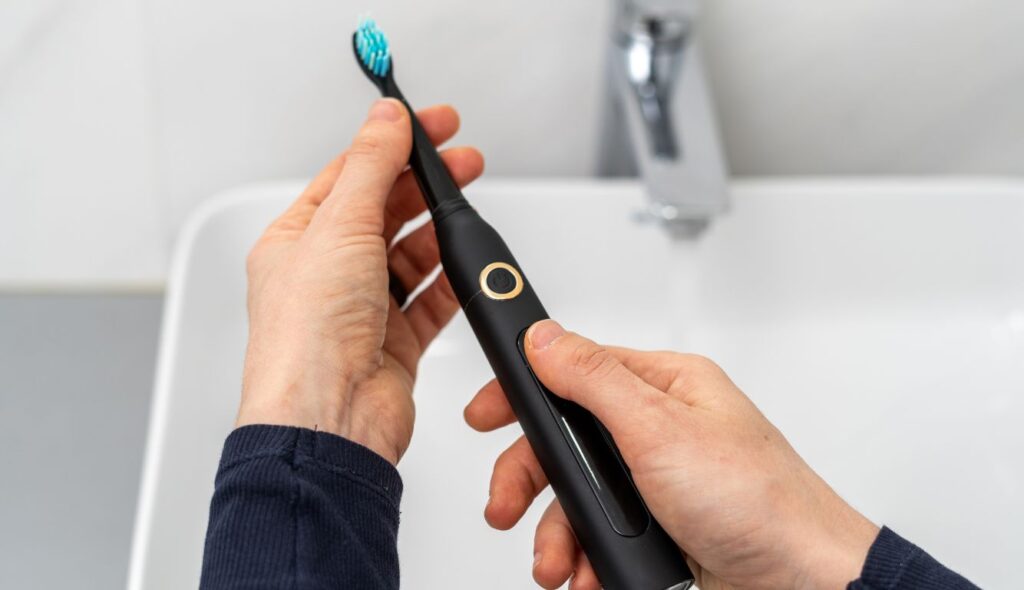 How to Choose the Right Toothbrush and Toothpaste - Kaufman Dentistry